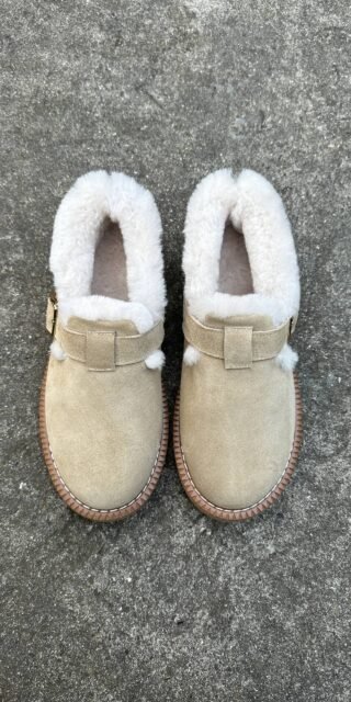 Winter Mary Jane-style ballet flats - Image 3