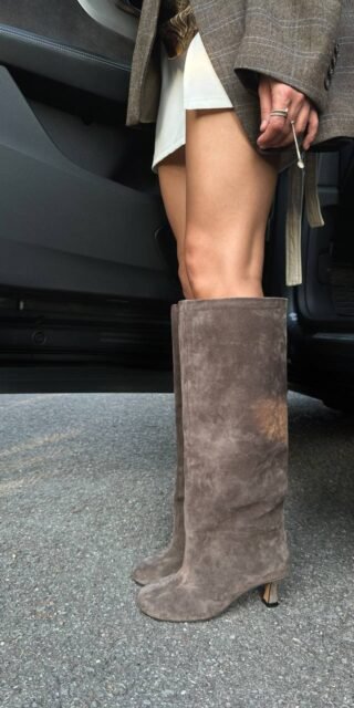Boots with a trendy wide toe