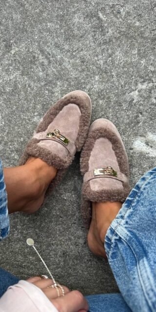 Замшеві сабо з хутром