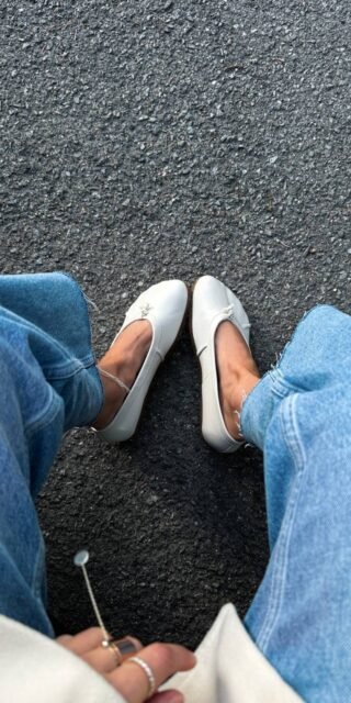 Ballet flats with a wide toe box - Image 6