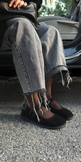 Ballet flats with a wide toe box