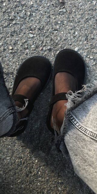 Ballet flats with a wide toe box - Image 2