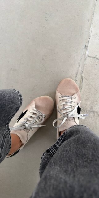 Кеди у стилі Golden Goose