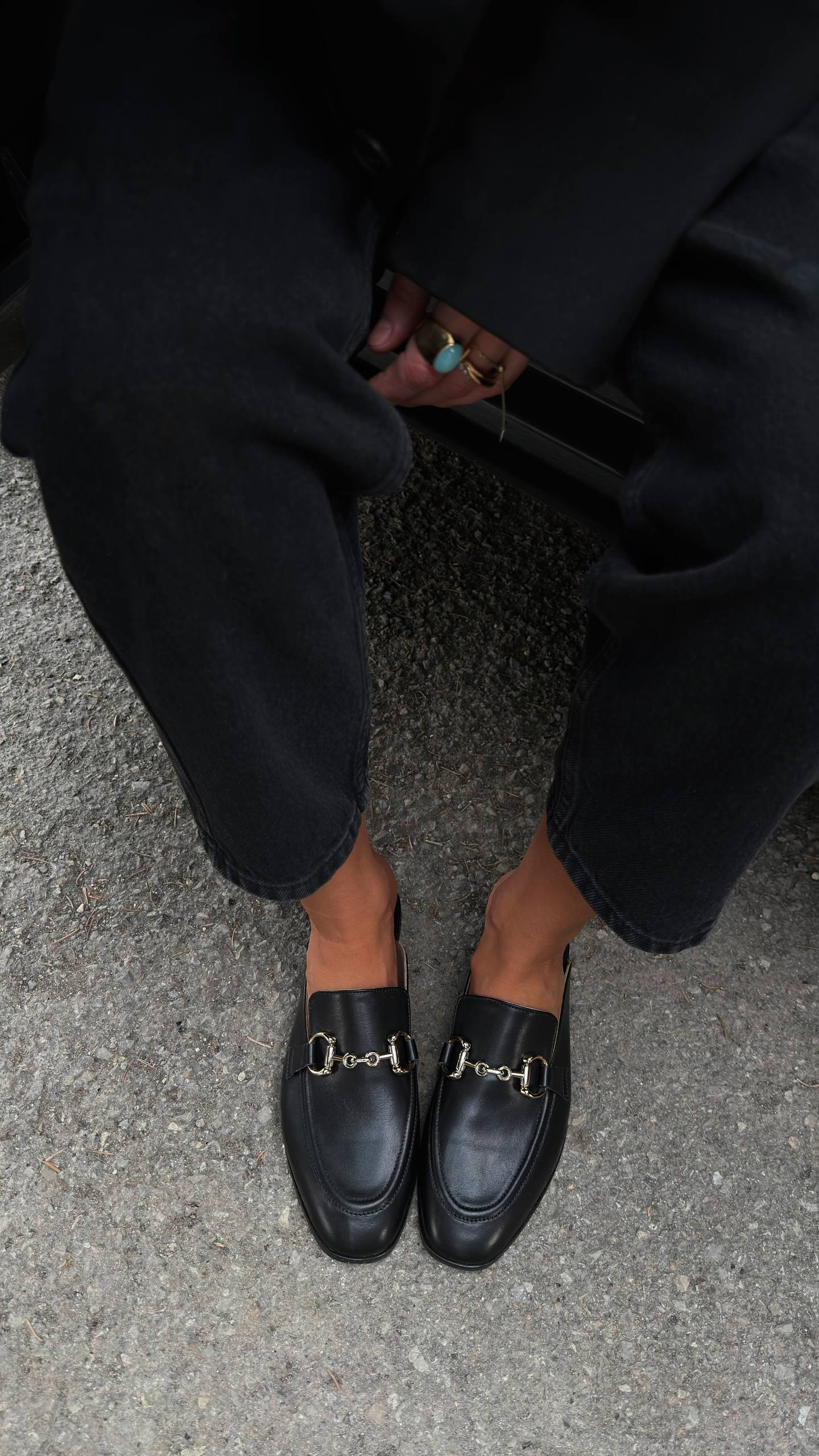 Mules with elegant gold hardware - Image 2