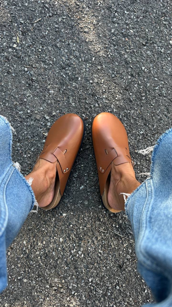 Clogs with orthopedic soles - Image 4