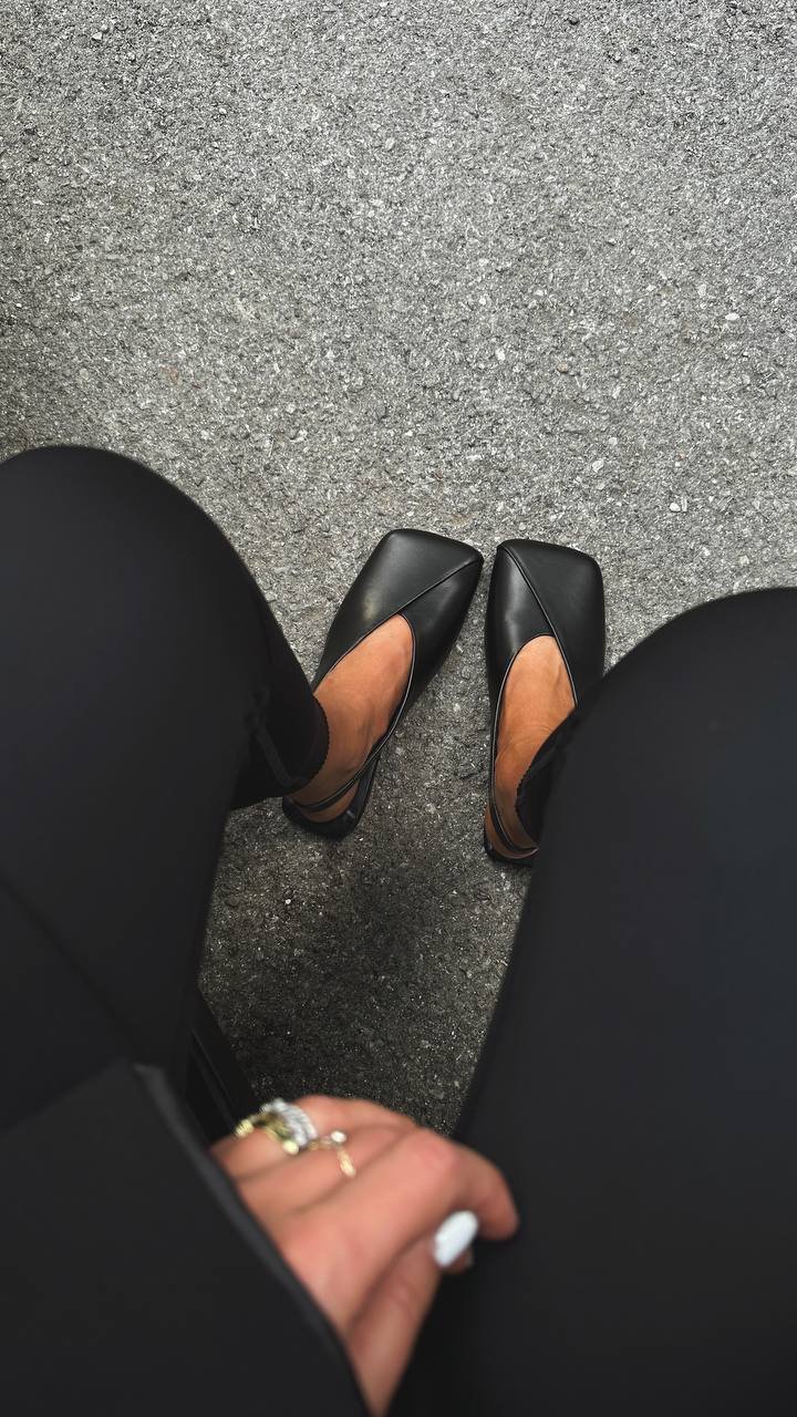 Slingbacks with a square toe - Image 2