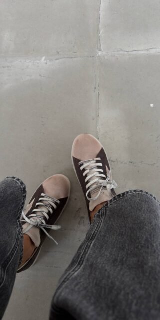 Кеди у стилі Golden Goose