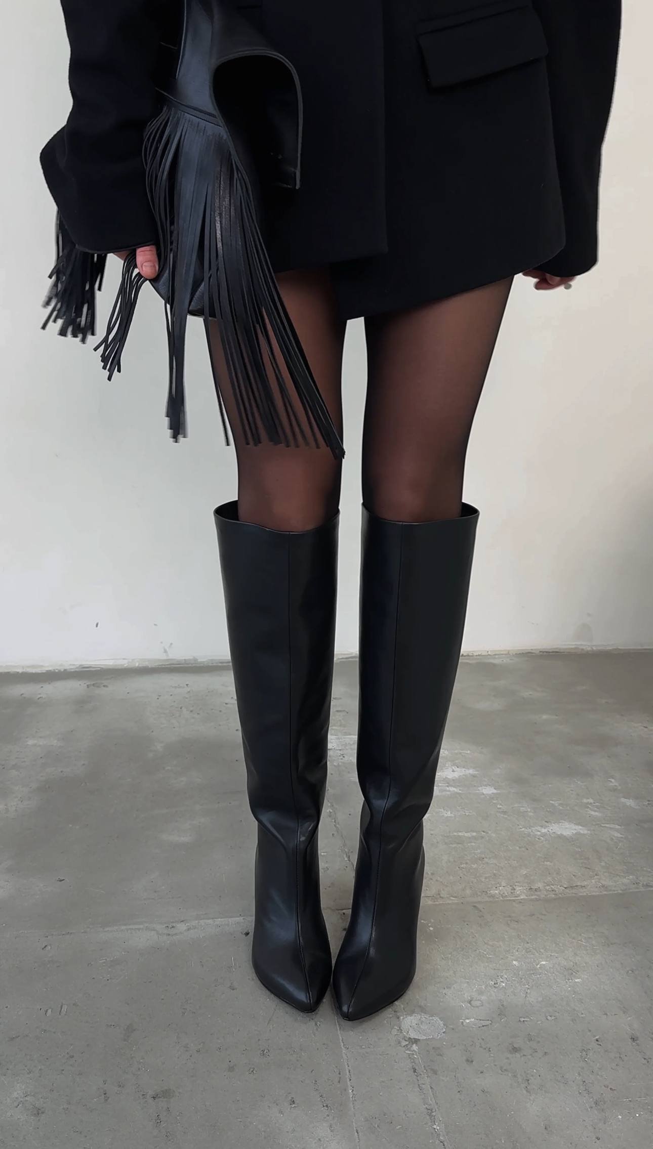 An elegant leather classic - Image 3