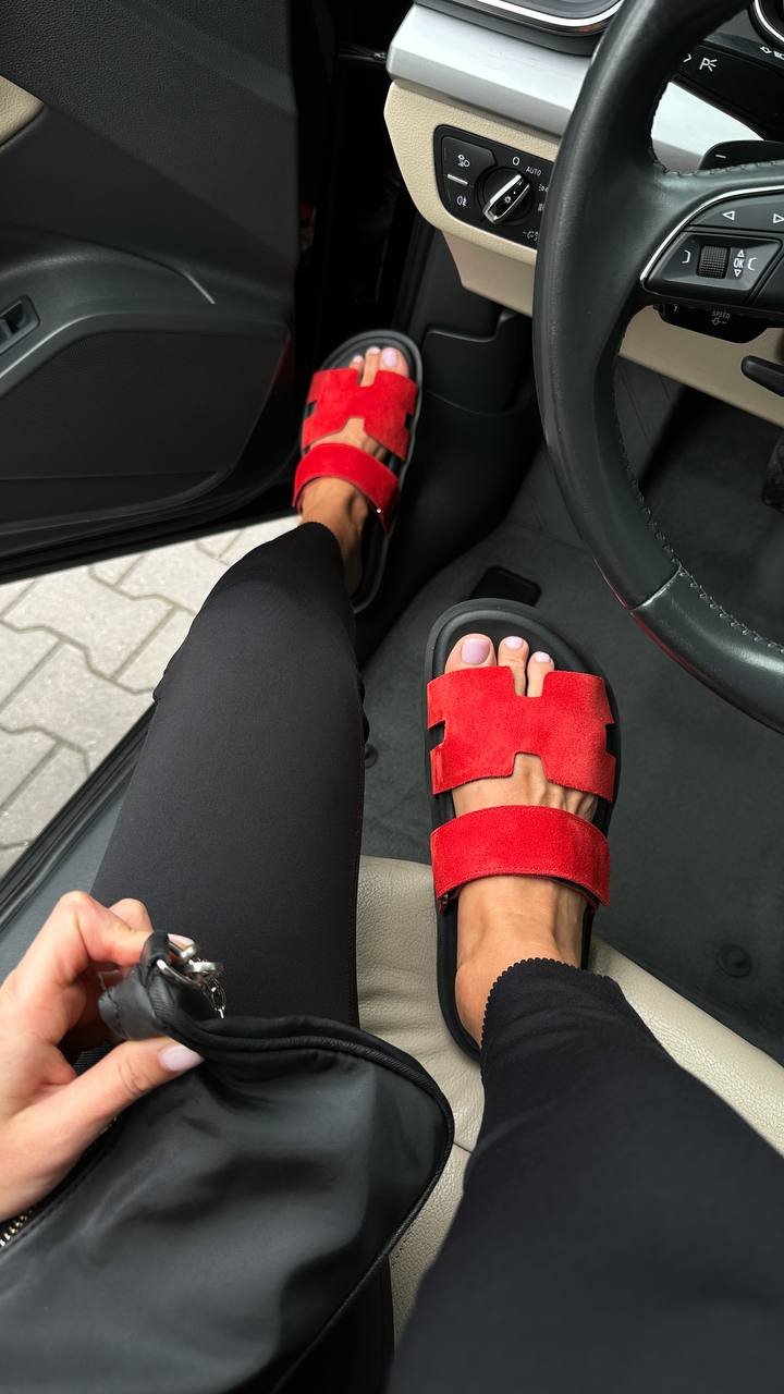 Trendy orthopedic sliders