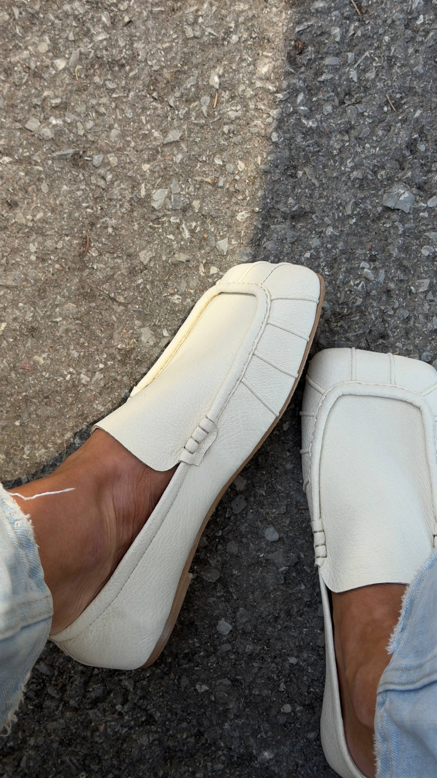 Loafers with a square toe - Image 4
