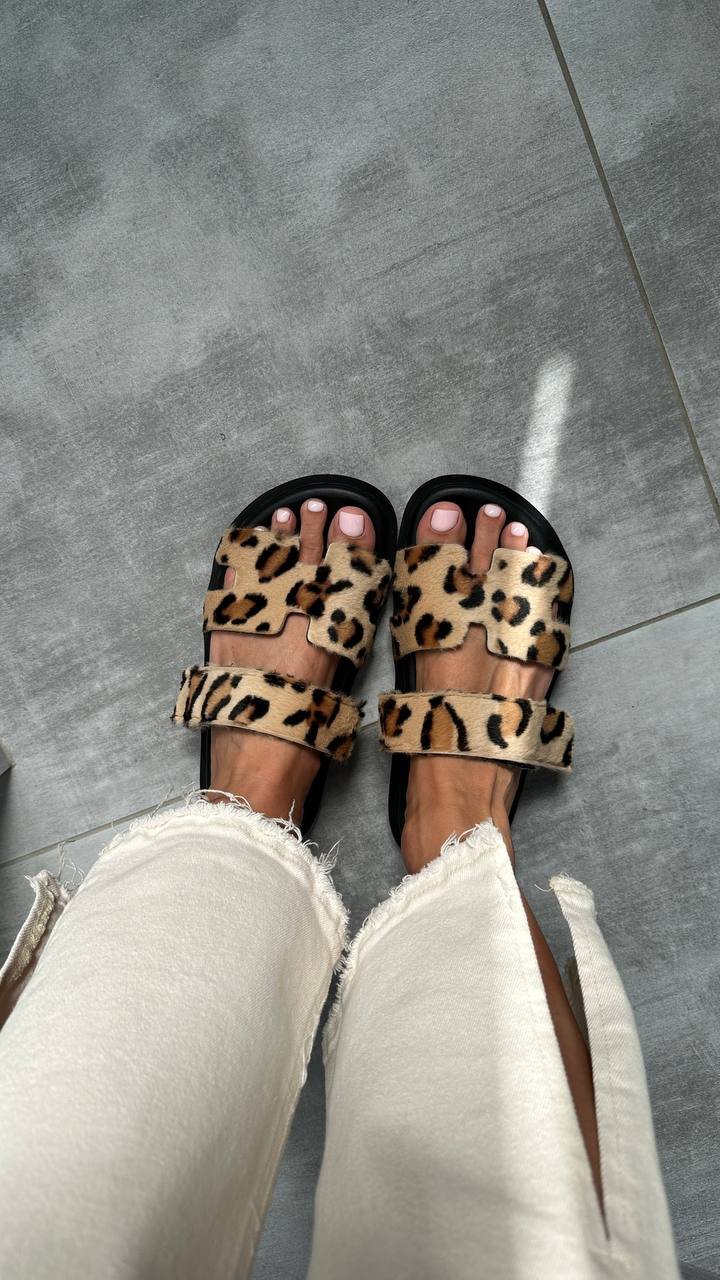 Trendy orthopedic sliders