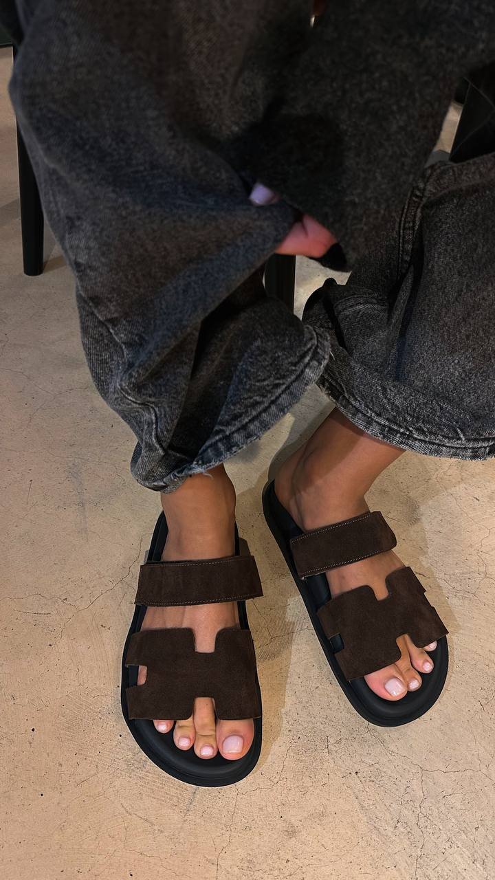 Trendy orthopedic sliders