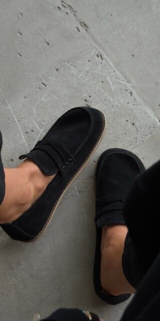 Barefoot лофери у чорному кольорі