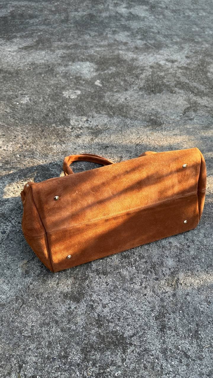 Practical ginger suede bag - Image 3