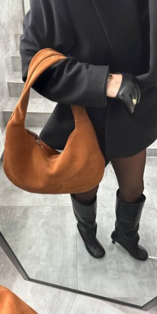 Замшева сумка з м’якою формою - Зображення 5
